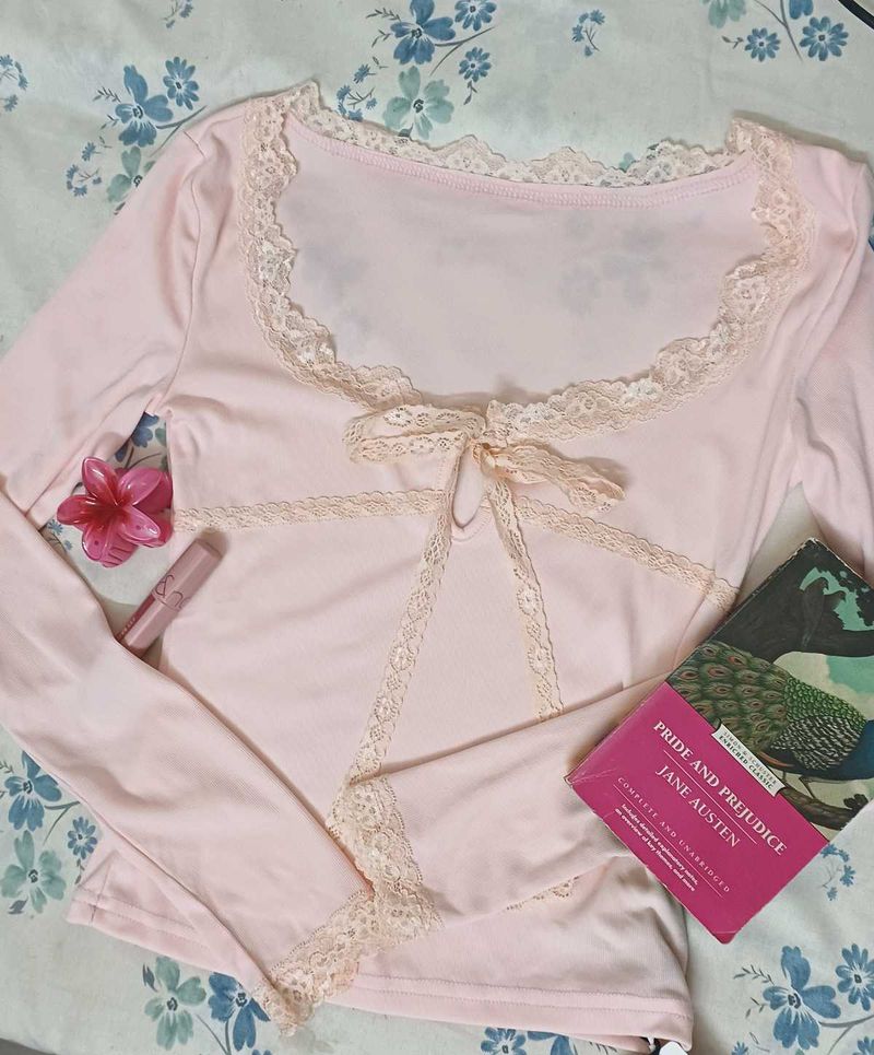 🎀 Baby Pink Newme Lace Trim Top 🎀