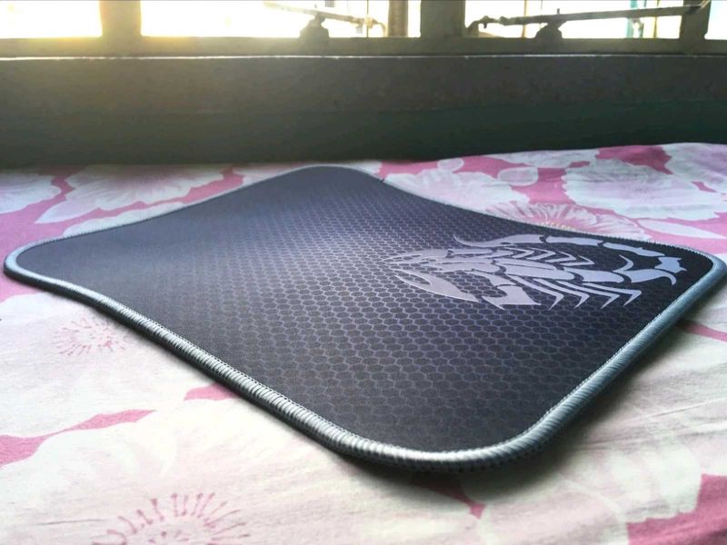 Spincart Silk Gliding Gaming Mouse Pads