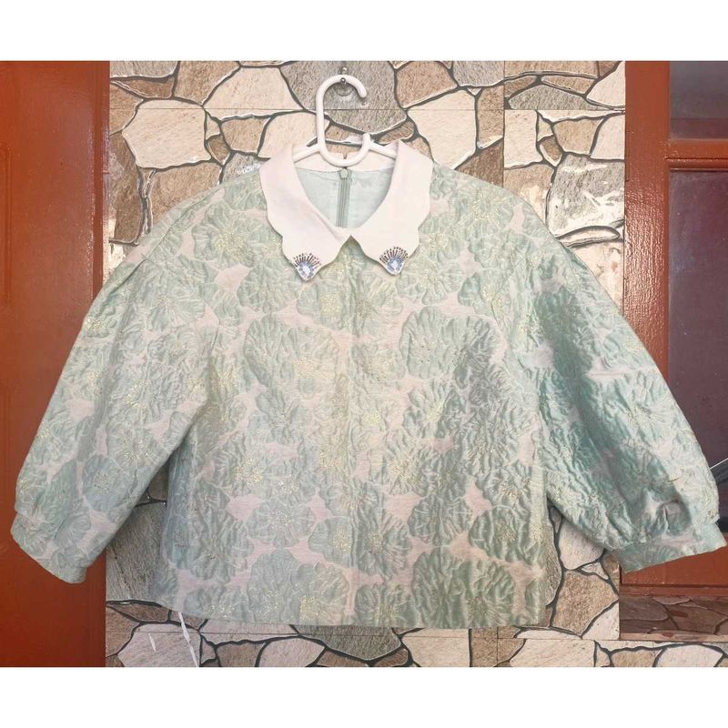 Chic Embroidered Crop Top