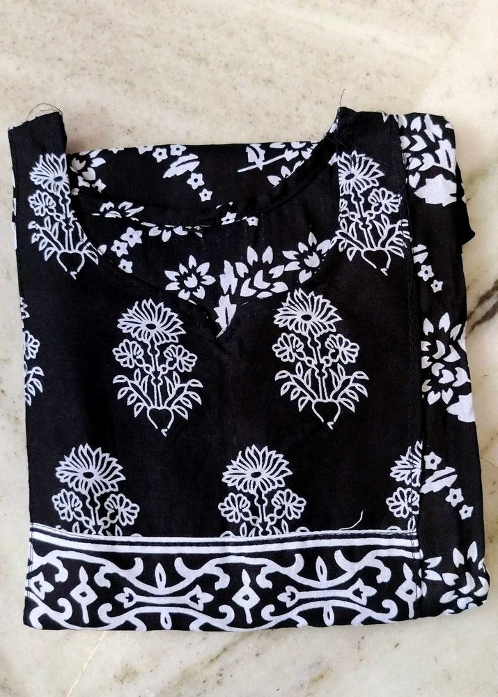 Black &amp; White Floral Kurta