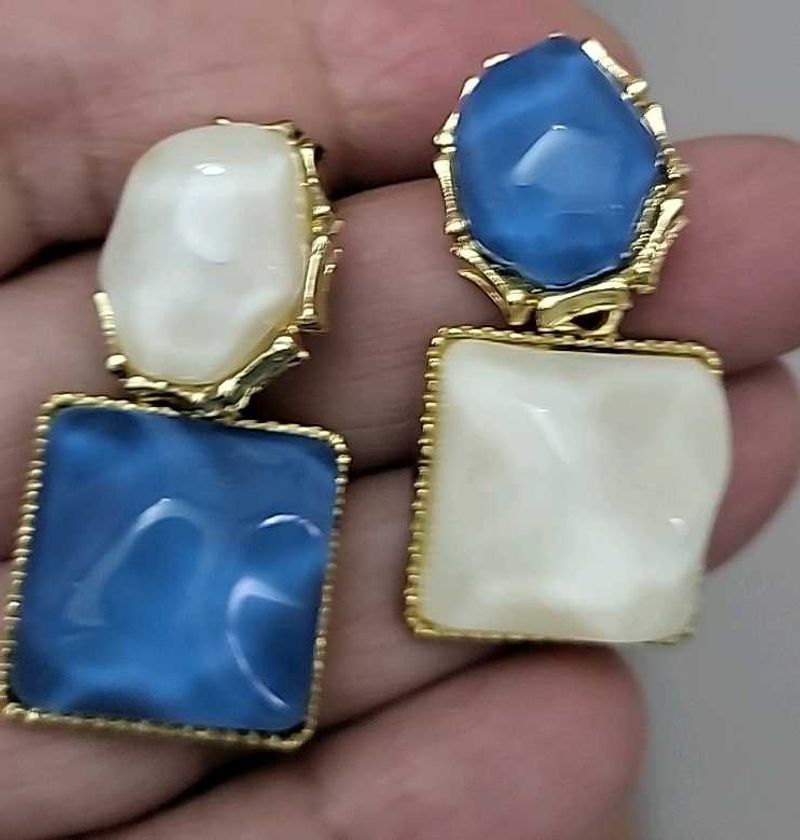 New Stylish Blue &amp; White Earrings