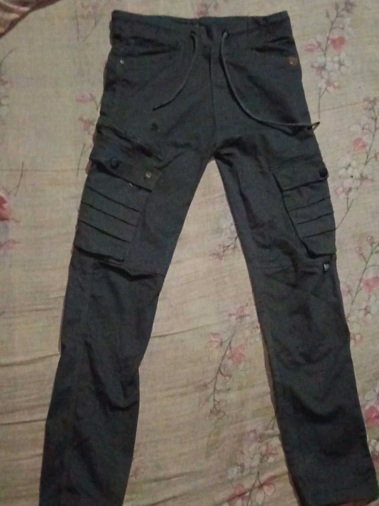 Stylish Cargo Pants I used only one day
