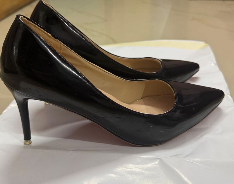 Black Patent Pump Heels