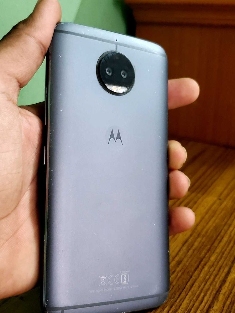 motorola g5s plus