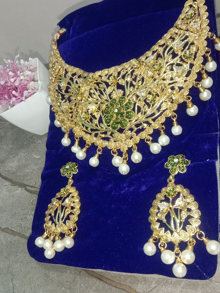 Mint Green And Golden Neck Set.