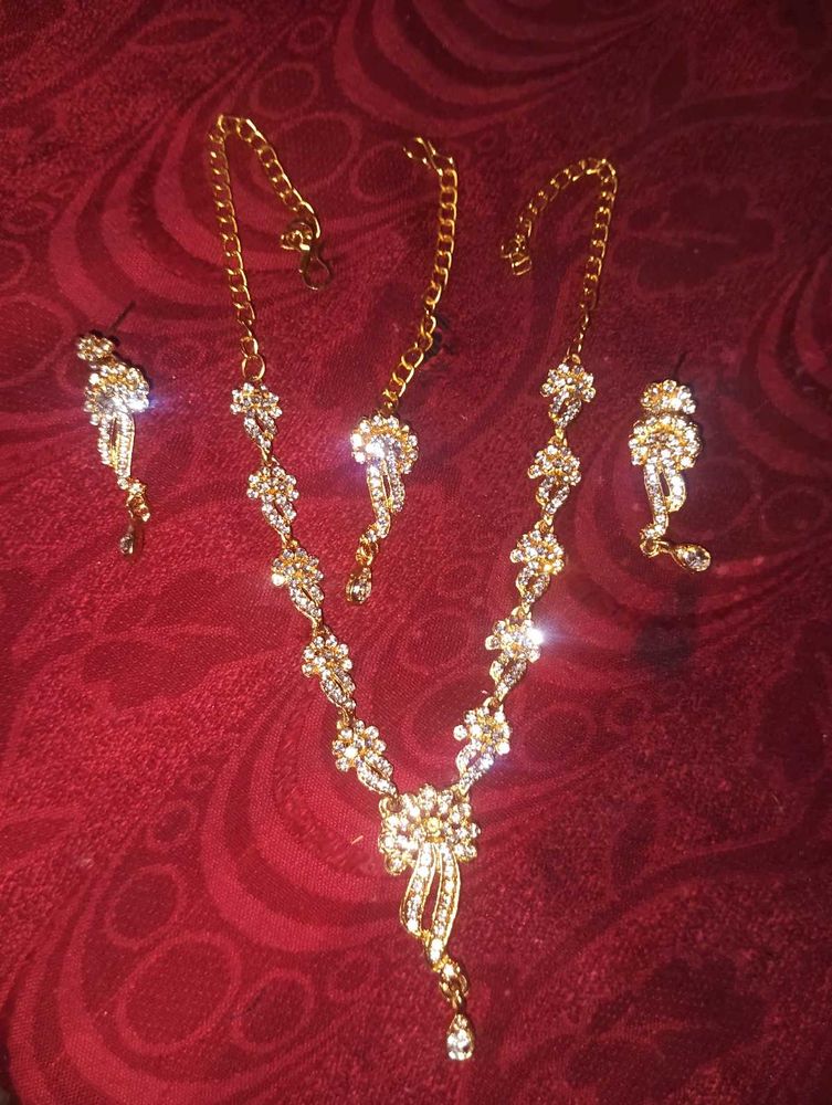 Diamond Jewellery Set
