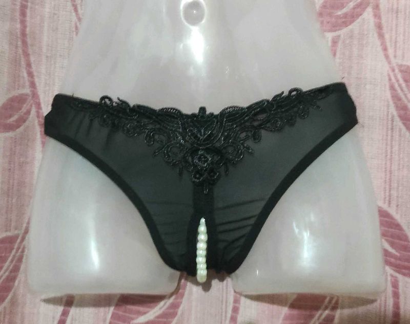 Black Lace Pearl Accent Panties