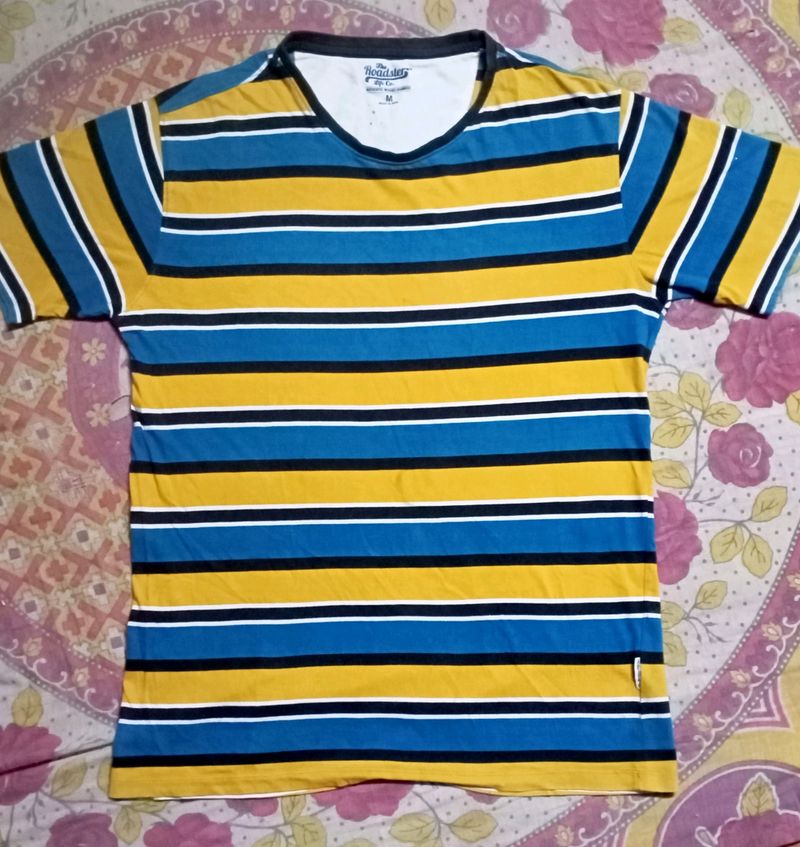 T-shirt XL- Size Good Quality Roadster Brand