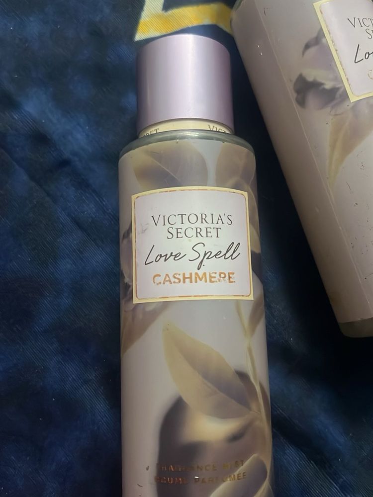 Victoria&#39;s Secret Love Spell Cashmere Mist
