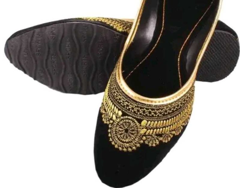 Black Ethnic Jutti