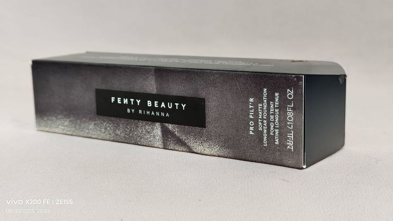 Fenty Beauty Pro Filt&#39;r Foundation