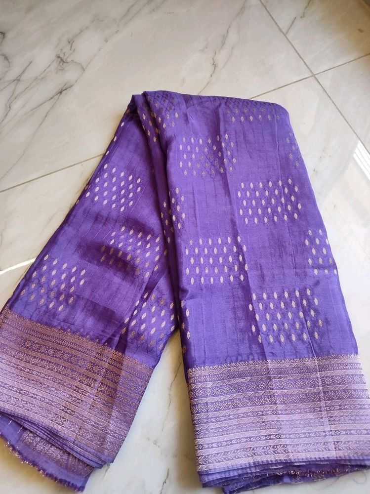 Weaving mistake Pure Dola banaras
