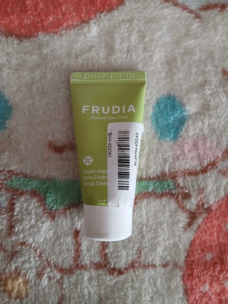 Frudia Green Grape Pore Control