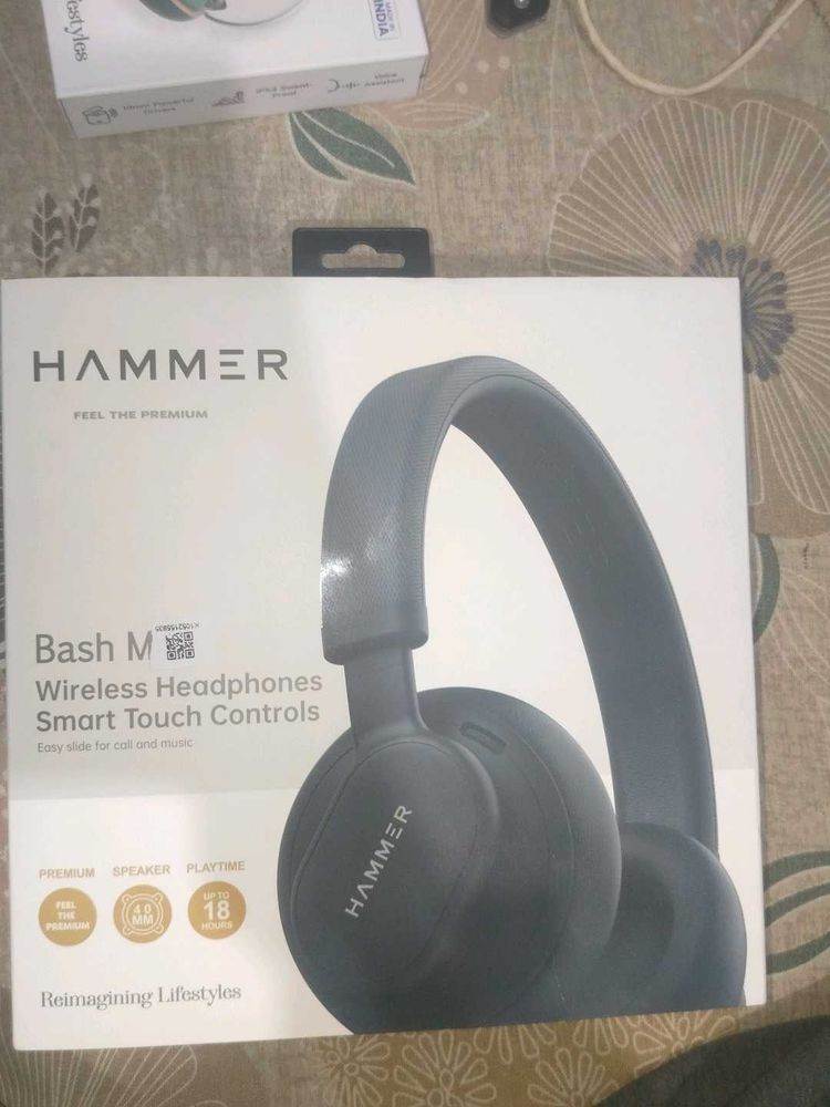 Hammer Bash M Wireless Headphones