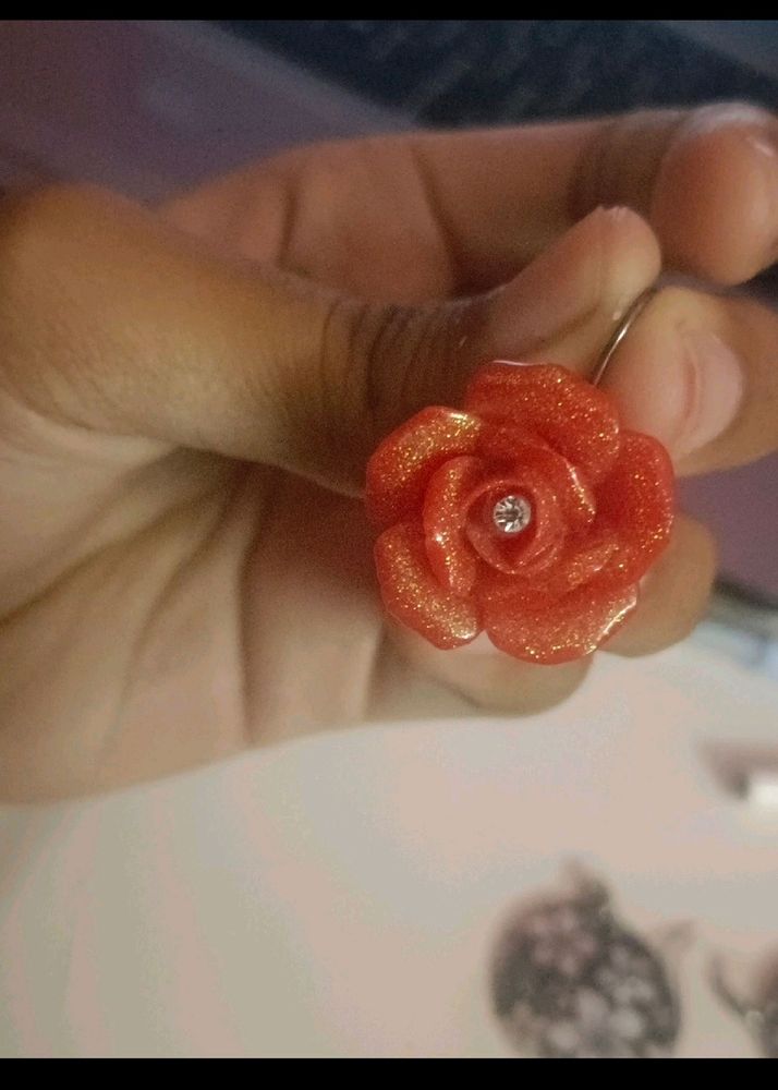 Rose Earrings ❤️