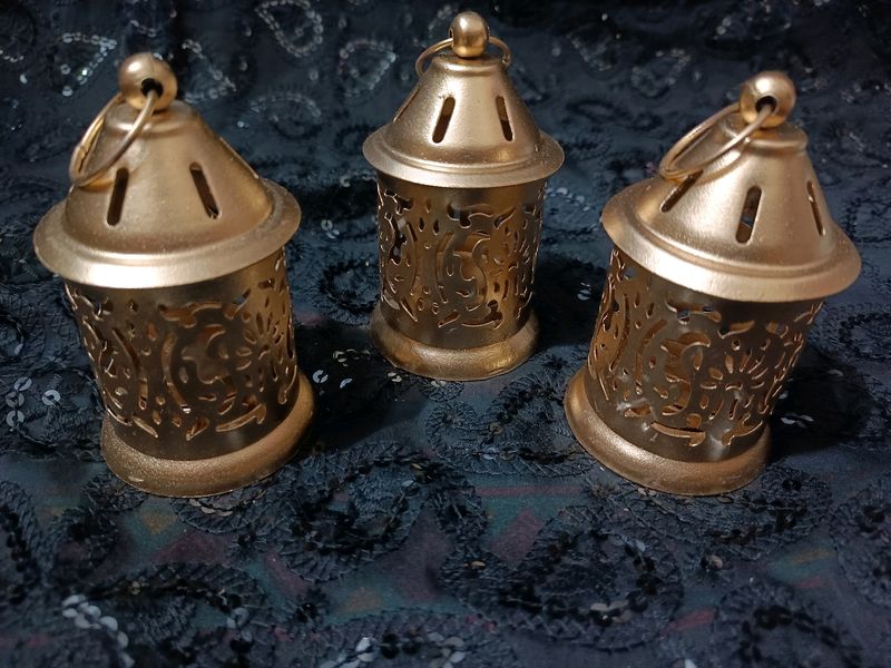Non Negotiable Cute Little Lanters Combo Of 3 Pcs