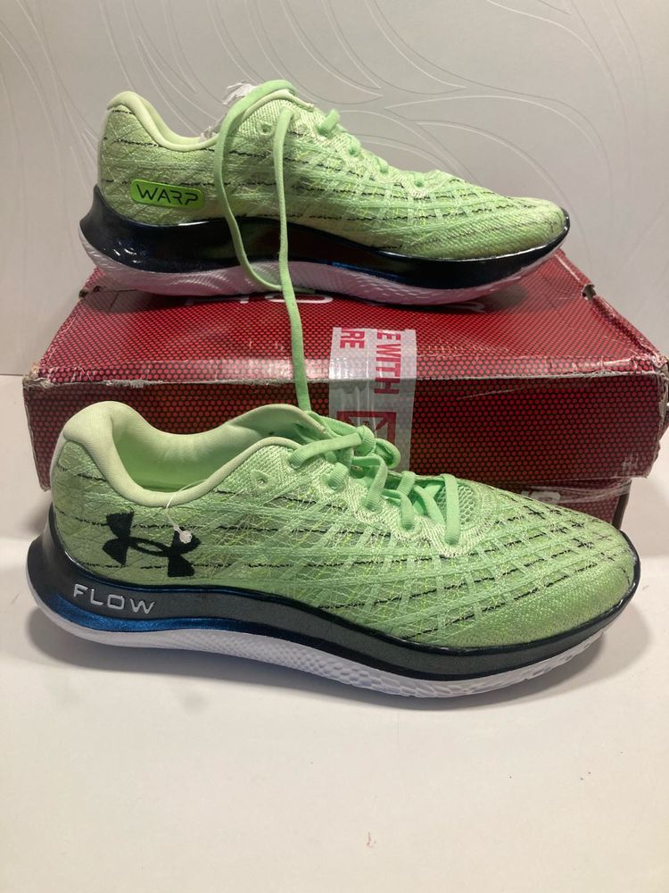 Under Armour Running Shoes ORIGINAL AUTHENTIC UK-9