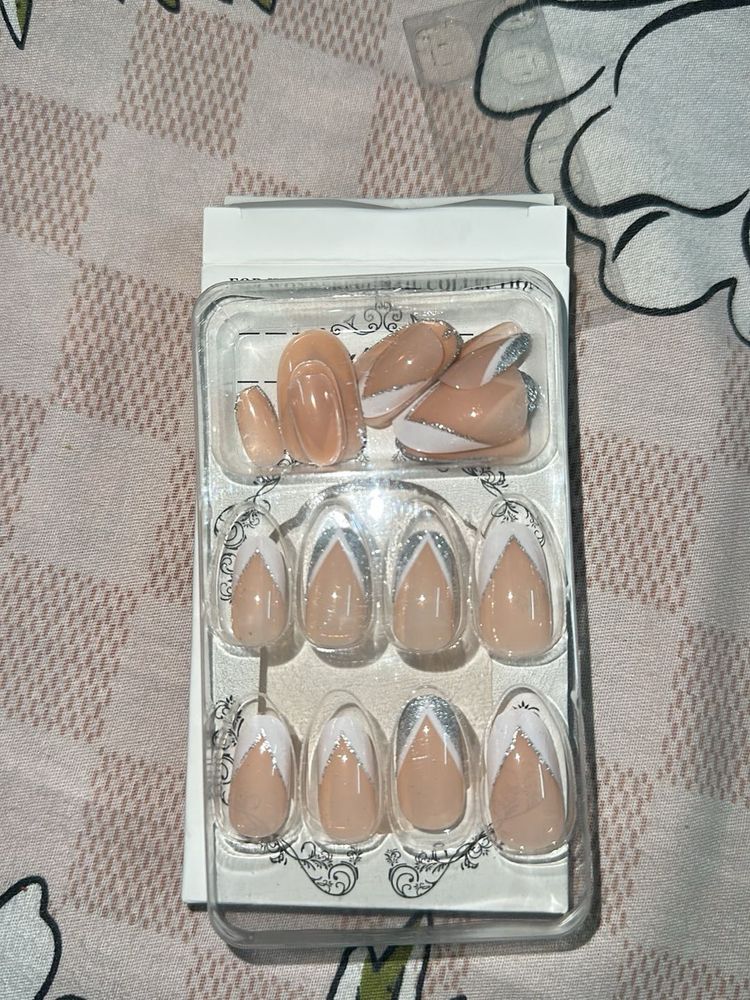 Press On Nails
