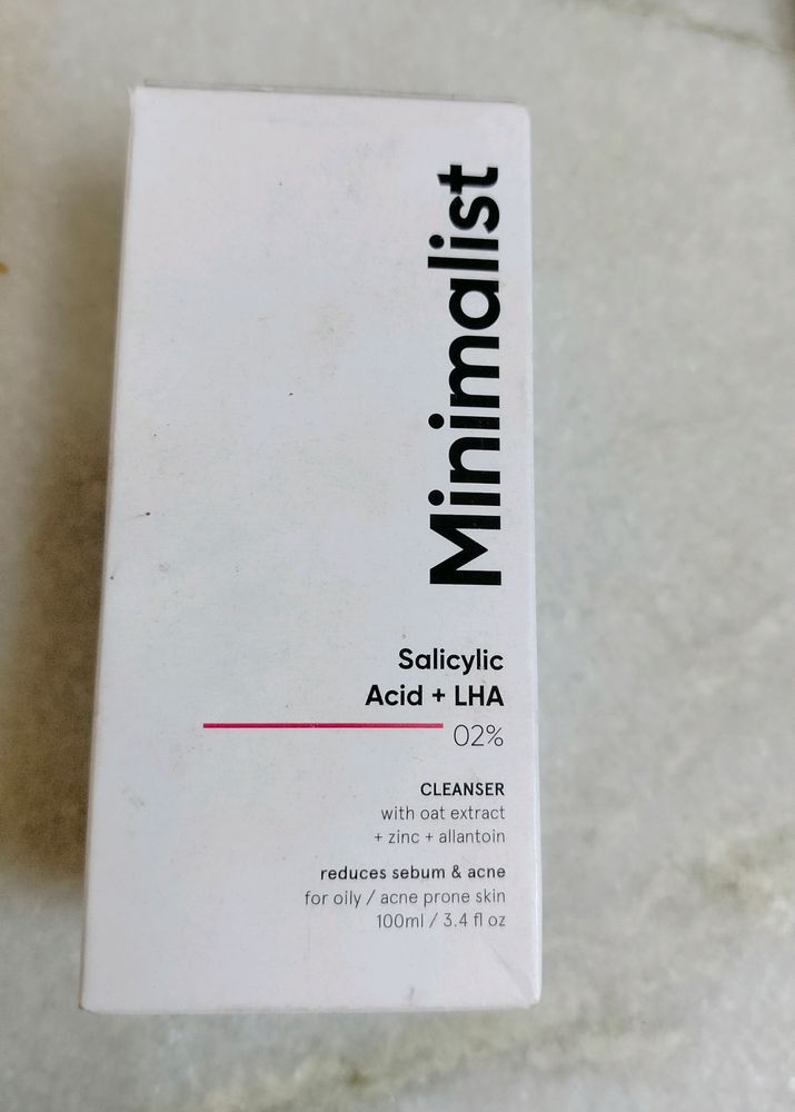 Minimalist Salicylic Acid Cleanser