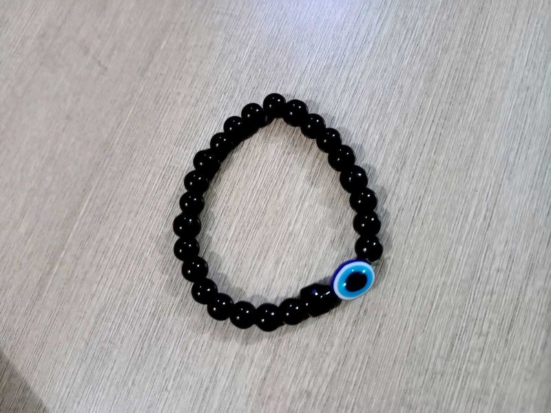 Evil Eye Bracelet–Luck, Style &amp; Protection in One!