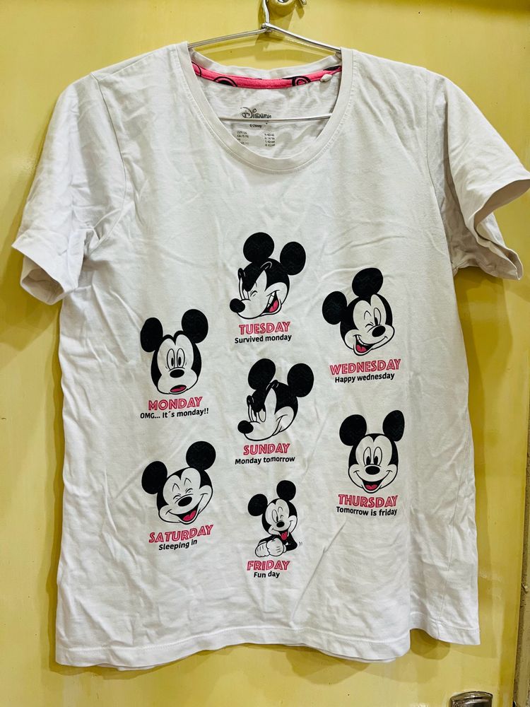 White Cute Top For Women