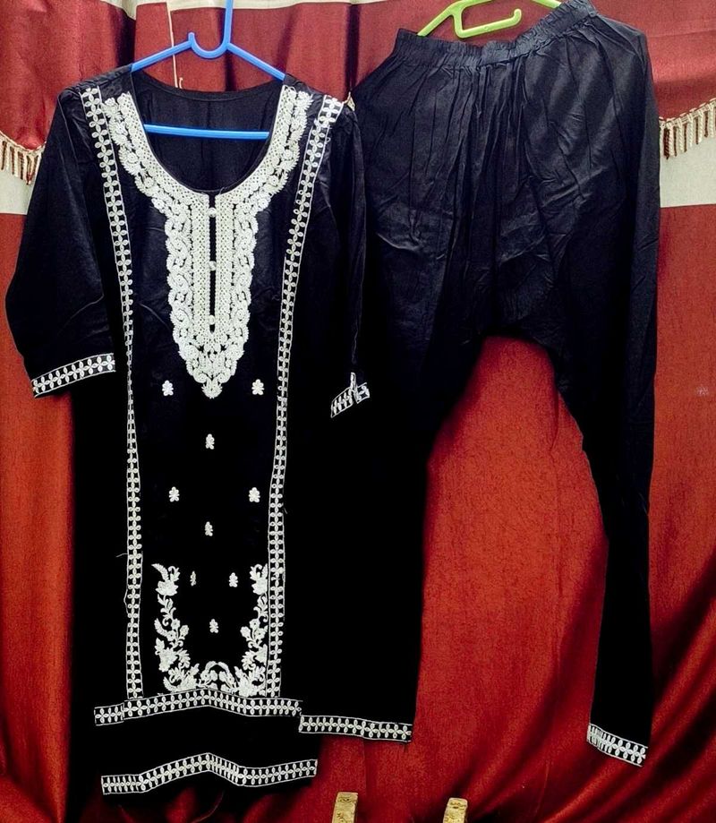 New Pakistani Suit