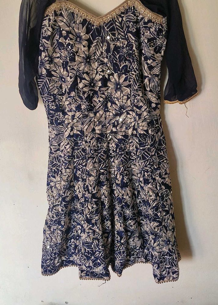 beautiful sarara suit