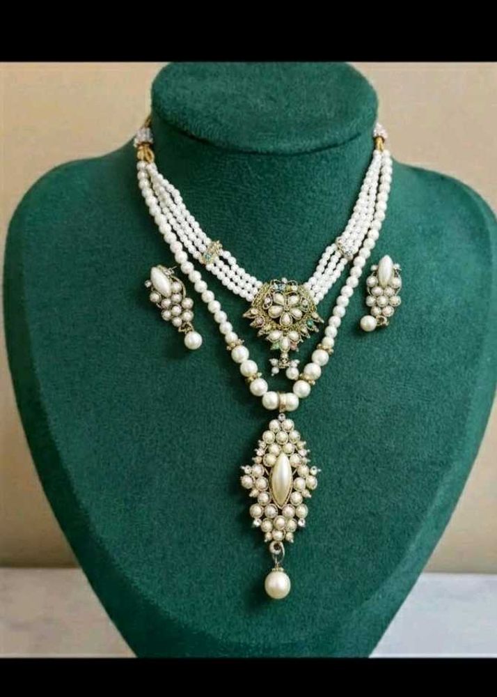stylish✨ Pearl Necklace Set🤍🎀