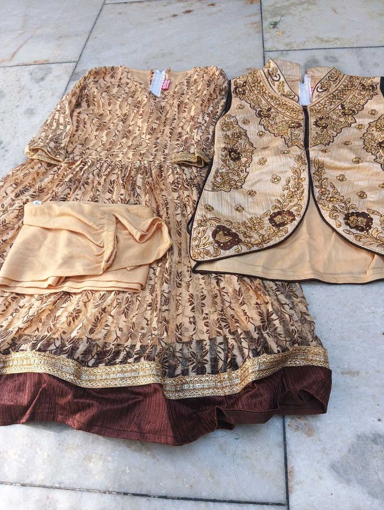 Elegant Ethnic Kurta Set