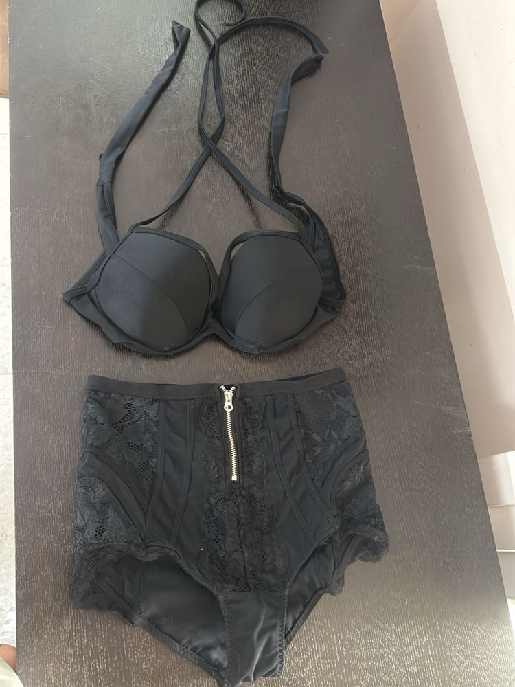 Black Bikini Set