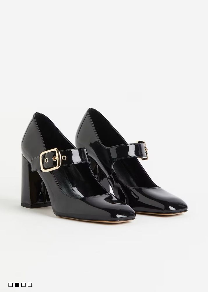H&amp;M cute janes black