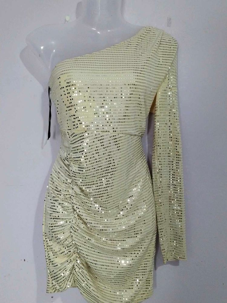 FOREVER 21NEWW DRESSS