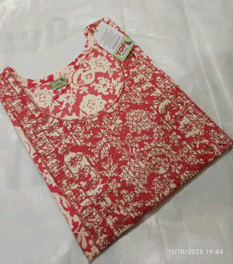 Red &amp; White Patterned Top