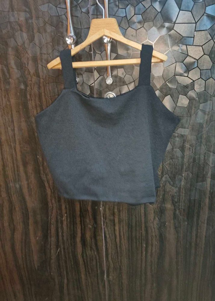 Women&#39;s Black Crop Top