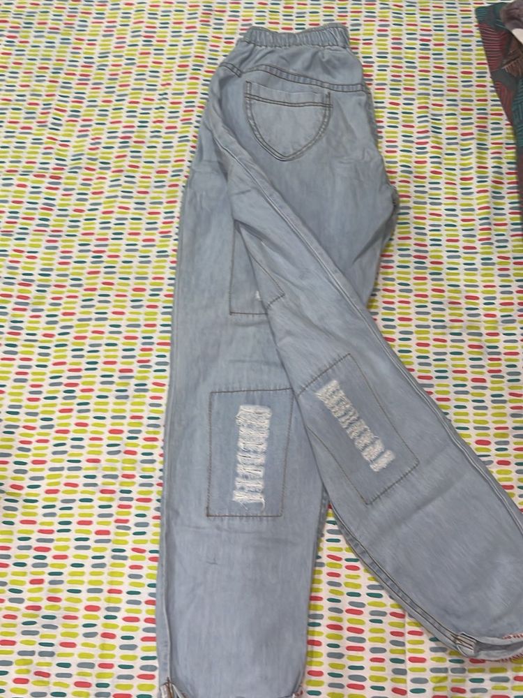 Light Wash Distressed Jeans