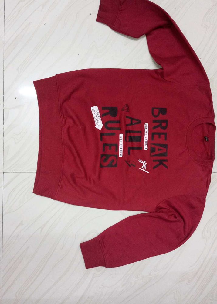 mahroon sweatshirt for 6 to 8 year