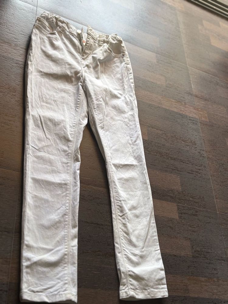 White Cotton Fit In Best Conditions