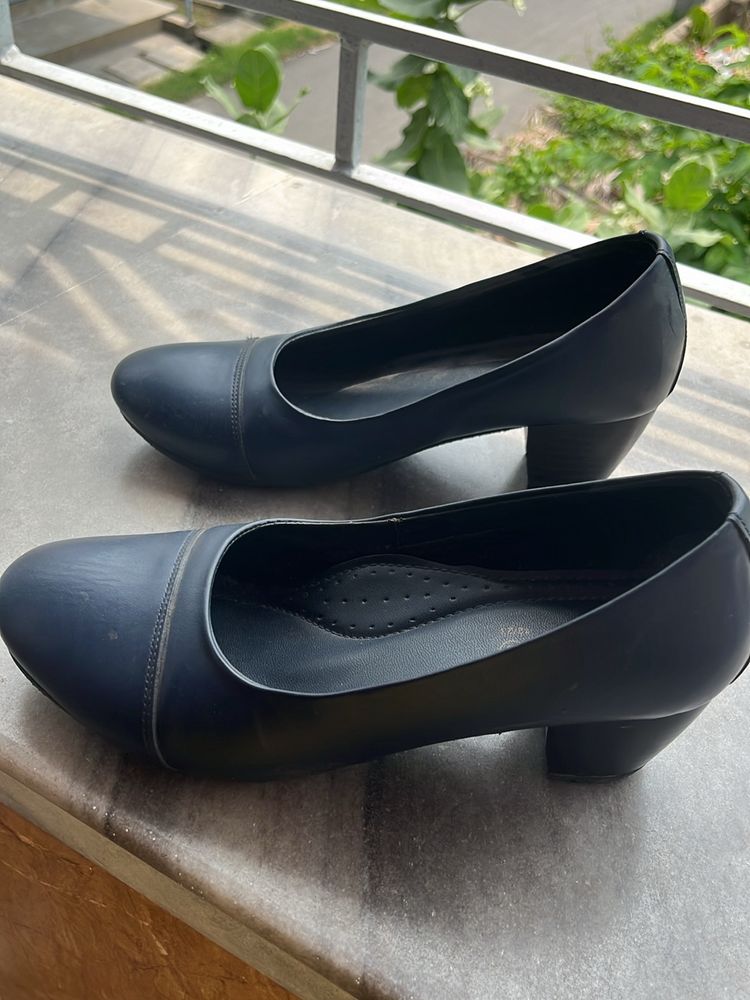 Sale-Navy Blue Block Formal Heels