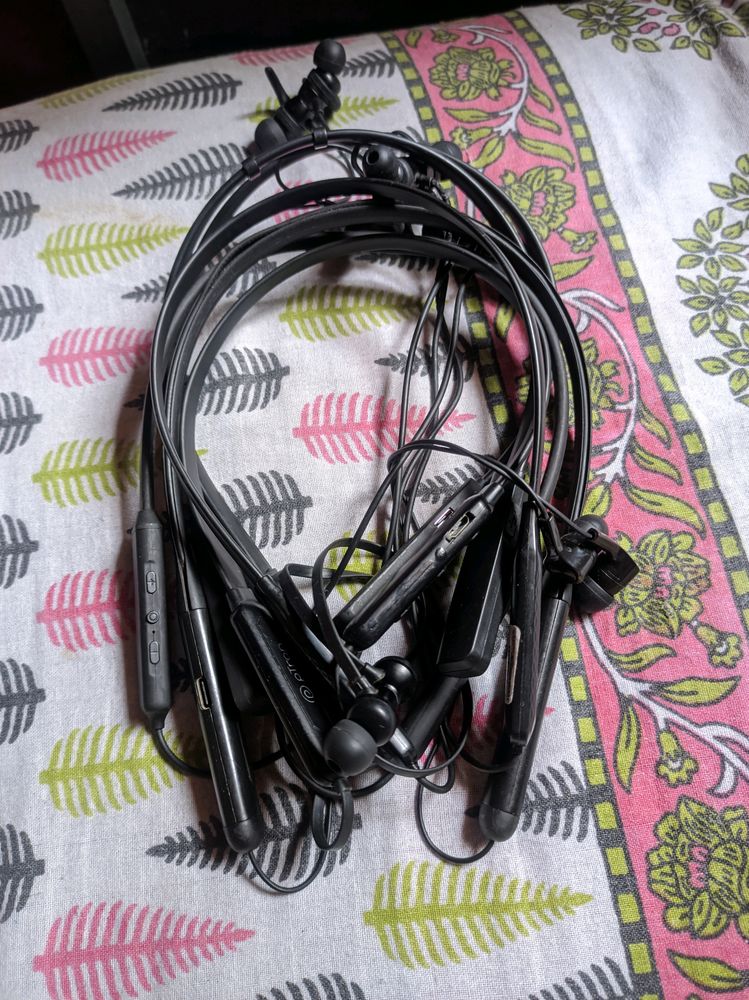 6 Neckband (Boat ,pTron ,Mehrico and Mix Brand