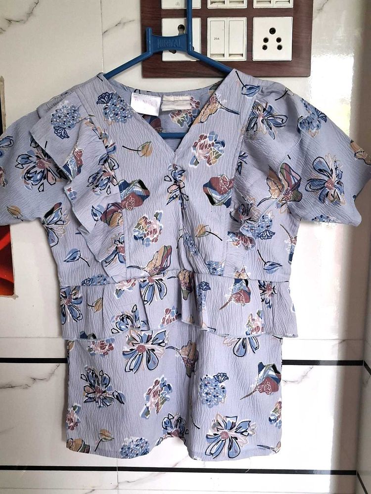 Girls Foral lavender top
