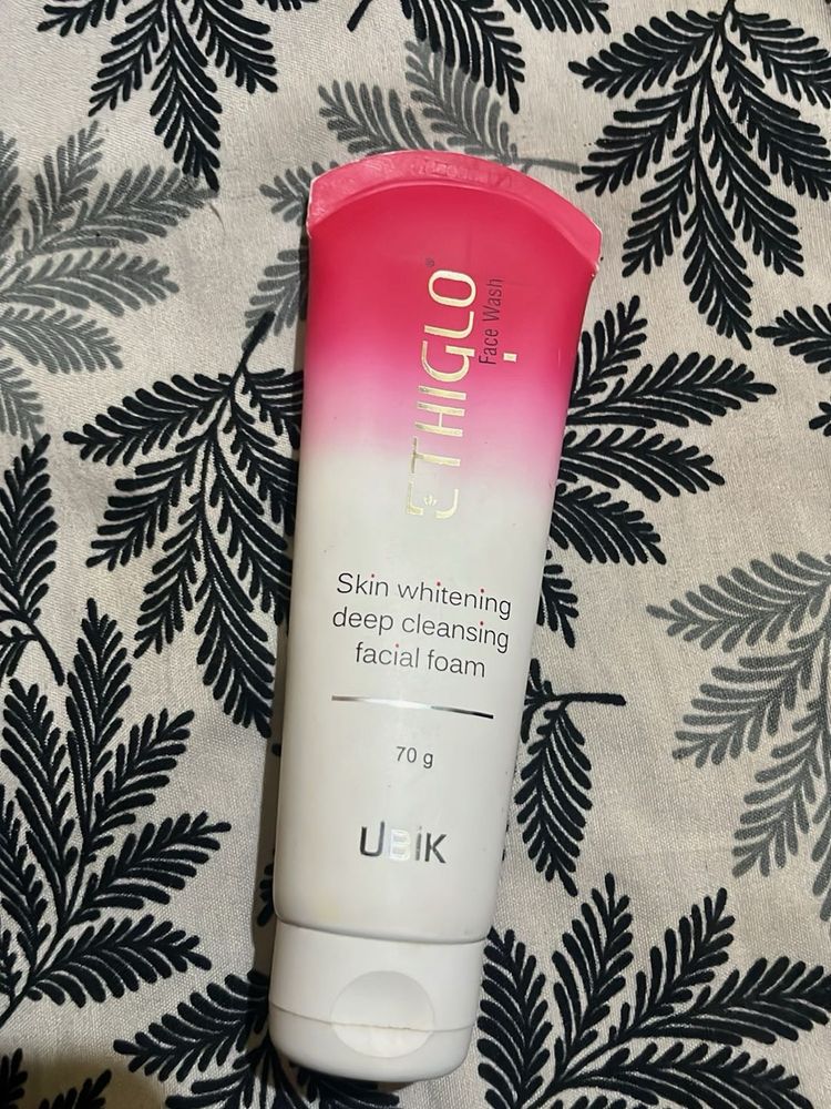 Skinwhitenging Face Wash