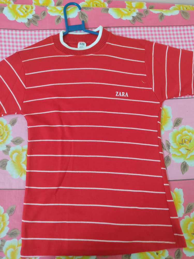 Red Woolen Tshirt