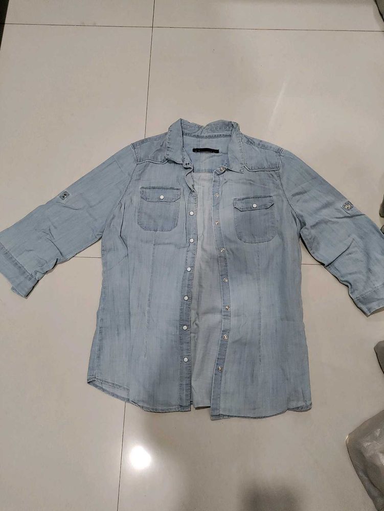 Women Western Denim Jacket Cum Shirt
