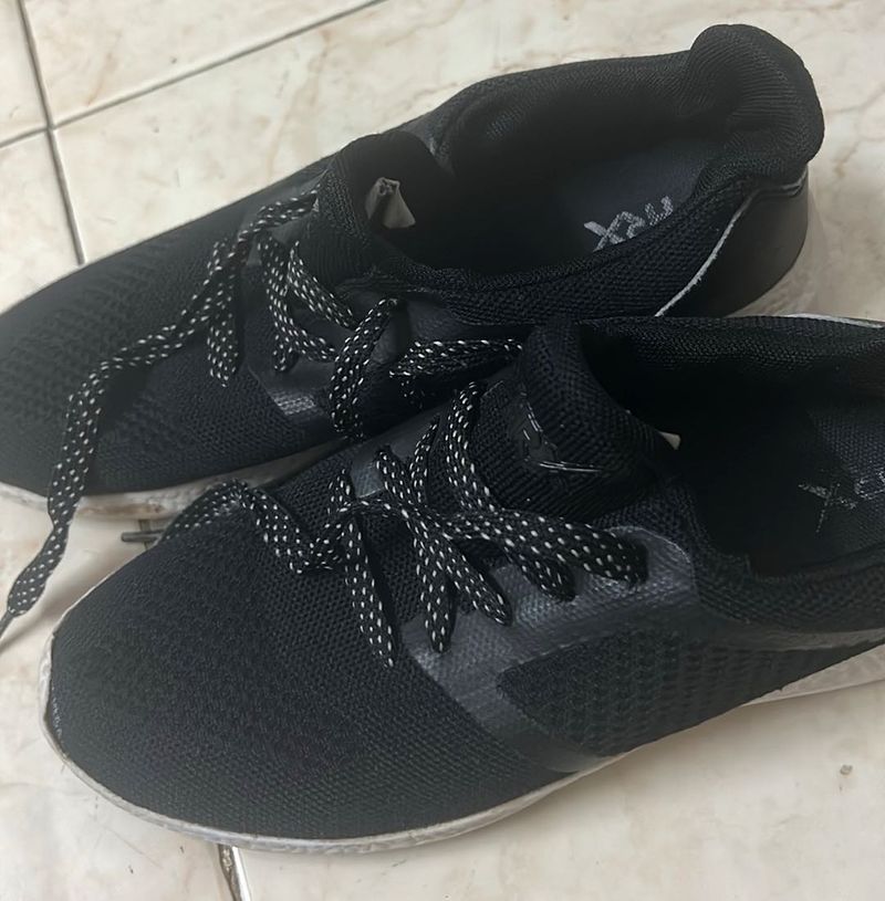 Black Sneakers