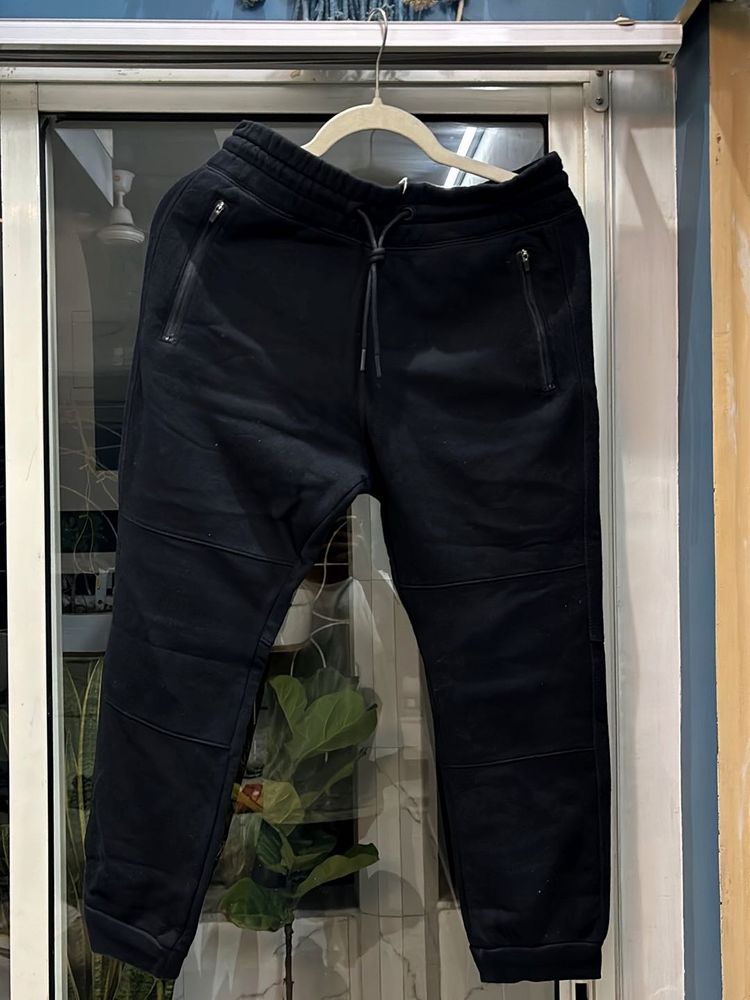 H&amp;M Black Jogger Pants (Skinny Fit - XS)