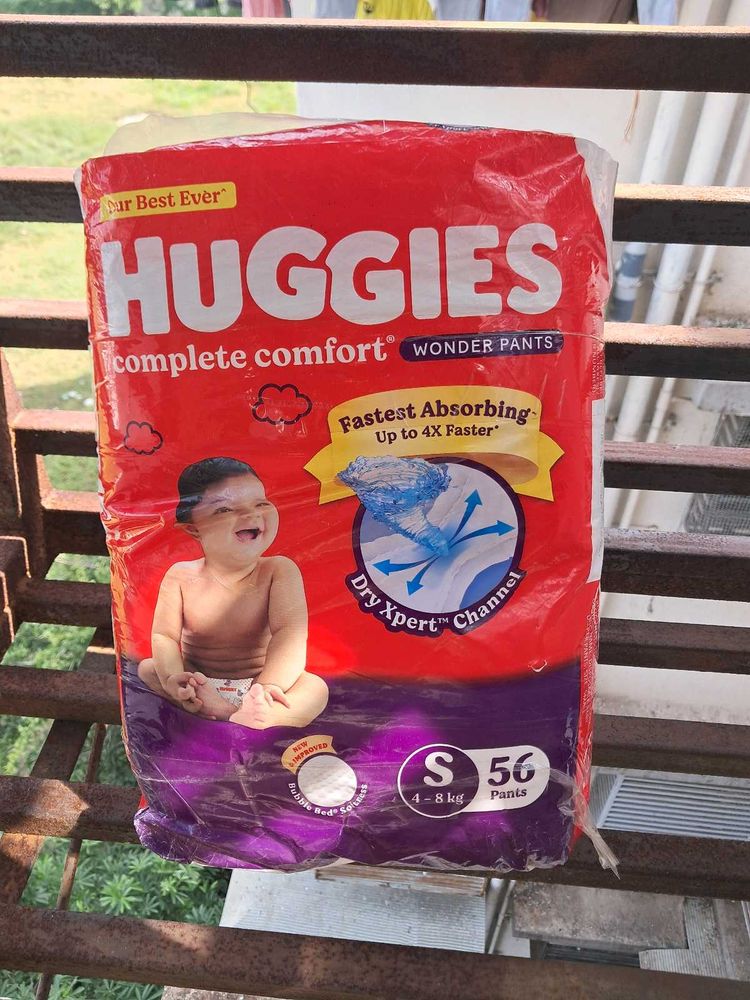 Huggies Baby Diapers S Size, 56 Count