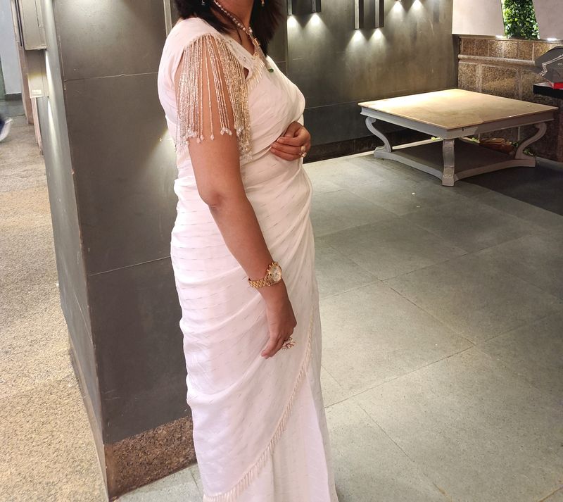 Trendy Beads Work Sari With Sleevless Blouse