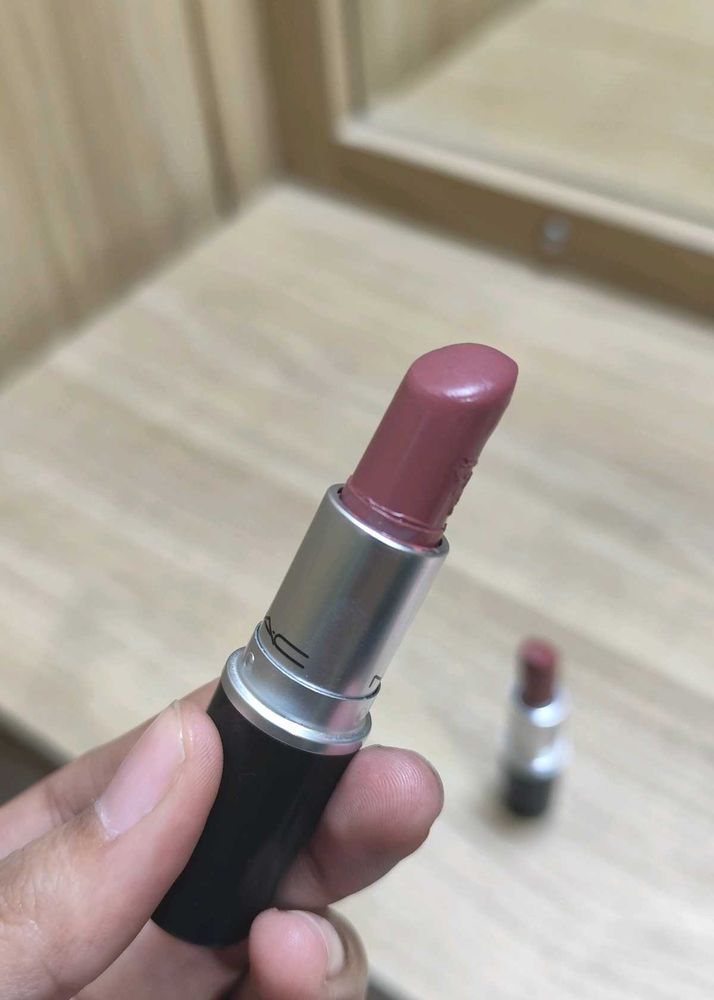MAC - CREME IN YOUR COFFEE