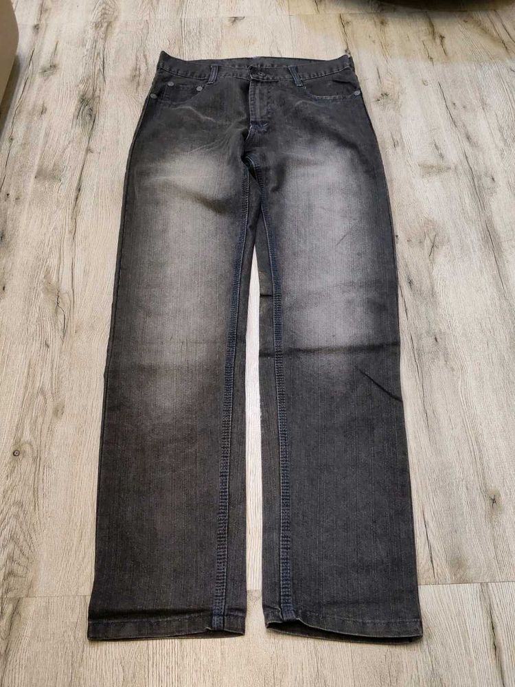 Ma2450 Black stone jeans waist 32 inches