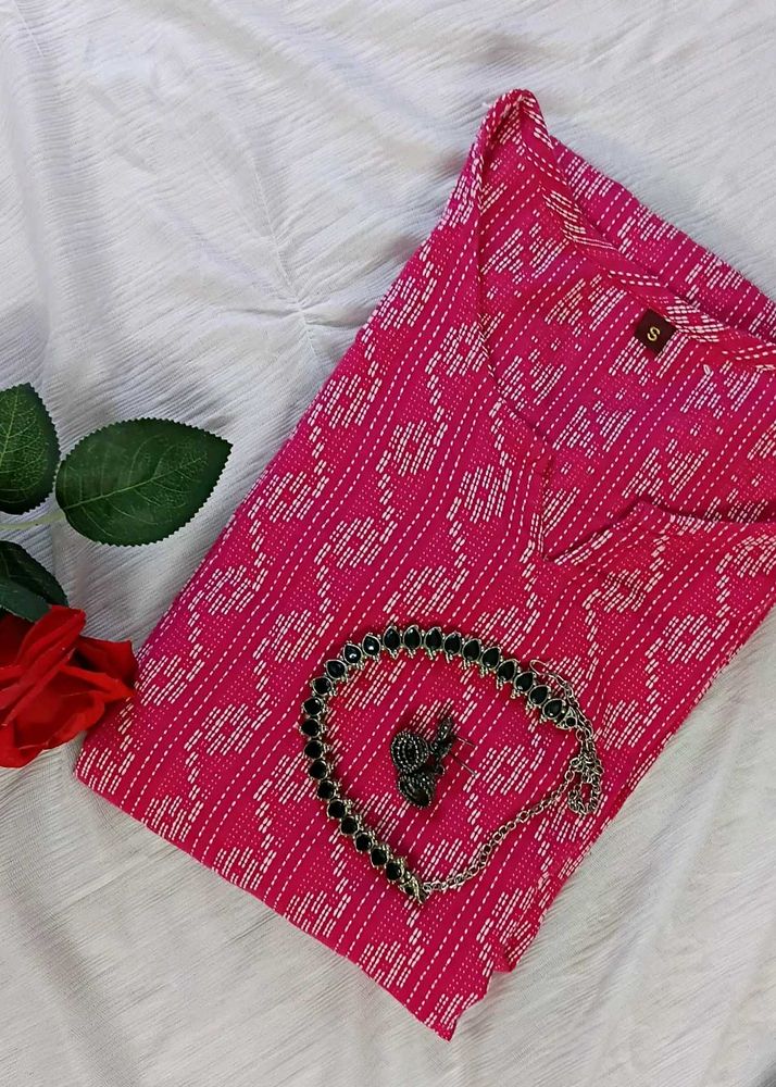 Elegant Pink Ikat  Kurti🎀